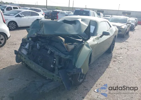 2021 Dodge Challenger Sxt z USA, uszkodzony, nr VIN 2C3CDZAG3MH586796